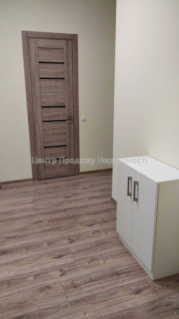 Продается 3-комнатная квартира в ЖК "Navigator", Киев