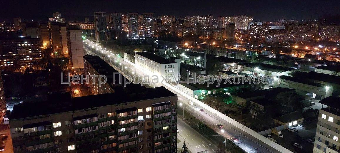 "Продаж квартири в ЖК Вишиванка, Київ"
