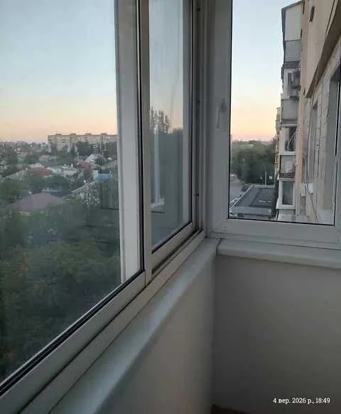 For Sale: 3-room apartment, вул. Калинова 49