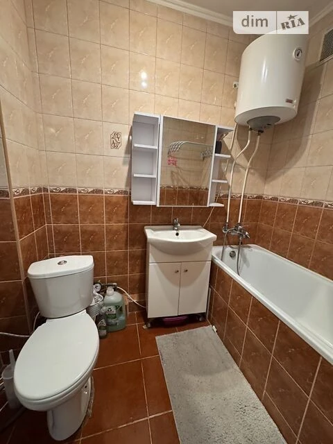 Продаж 1к квартири 28.1 кв. м на вул. Остафія Дашкевича 6Б •