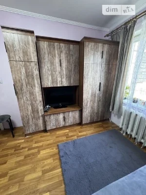 Продаж 1к квартири 28.1 кв. м на вул. Остафія Дашкевича 6Б •