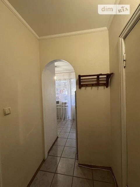 Продаж 1к квартири 28.1 кв. м на вул. Остафія Дашкевича 6Б •