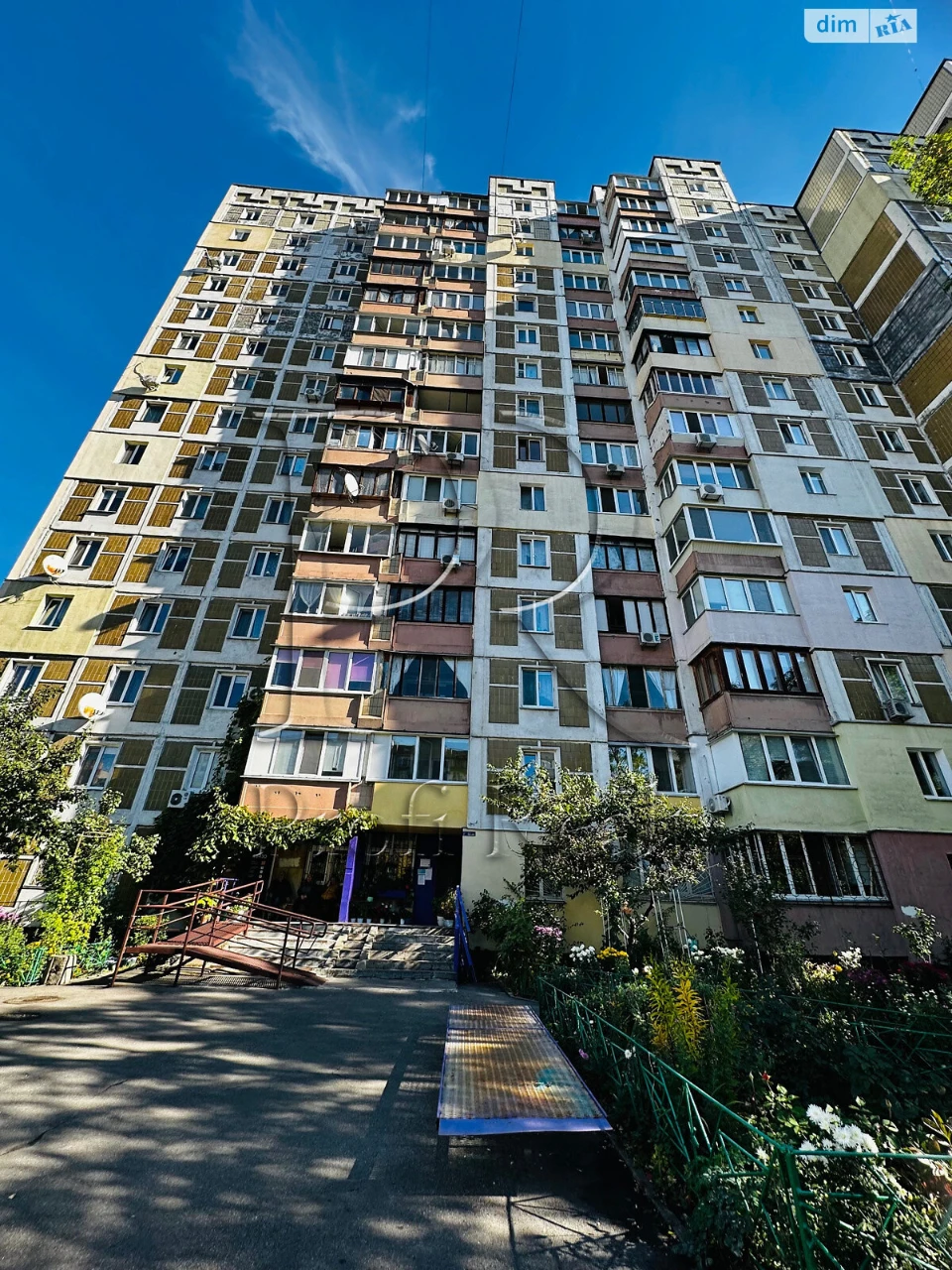 Продаж Квартира Троєщина
