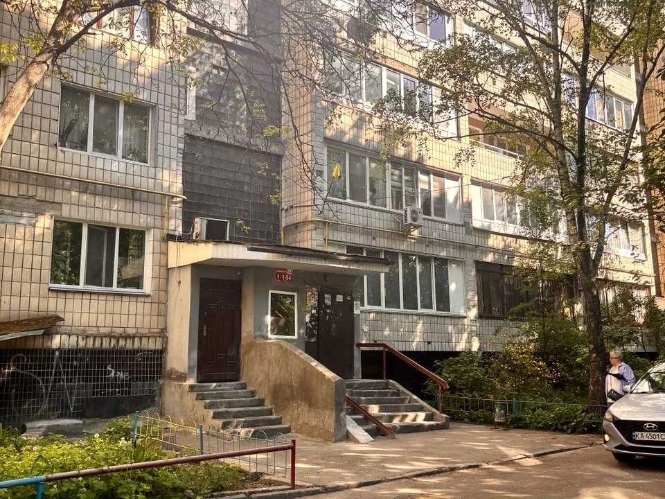 Квартира. Київ, Єреванська вул.