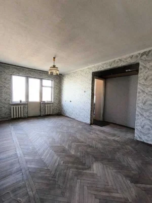 продам 3 кімнатну вул. Східна