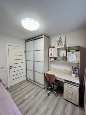 Sale of a 3-room apartment on Remsnichaya Street