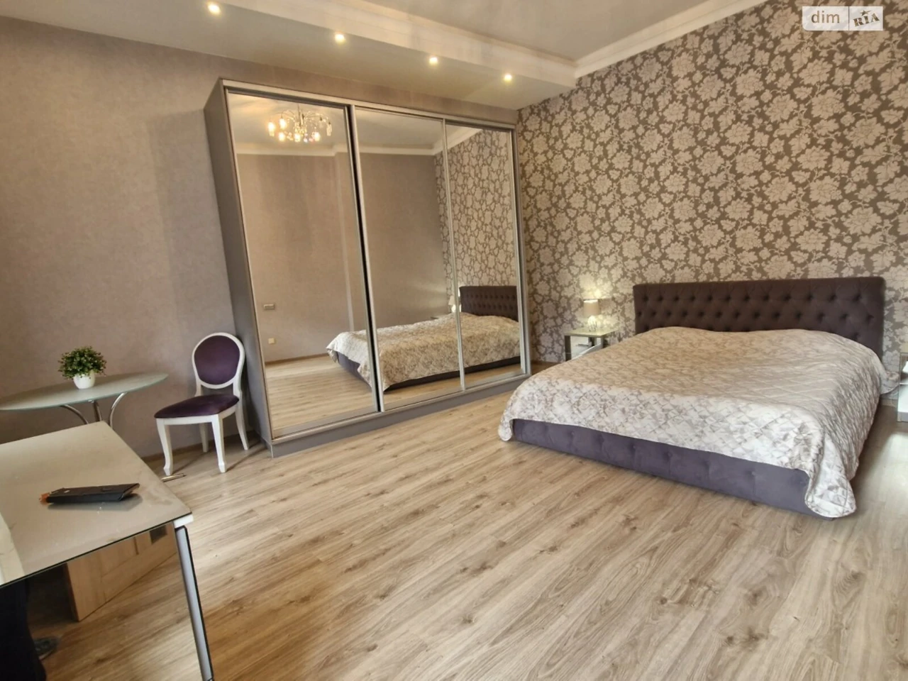Long-Term Rental Apartment, Lychakiv