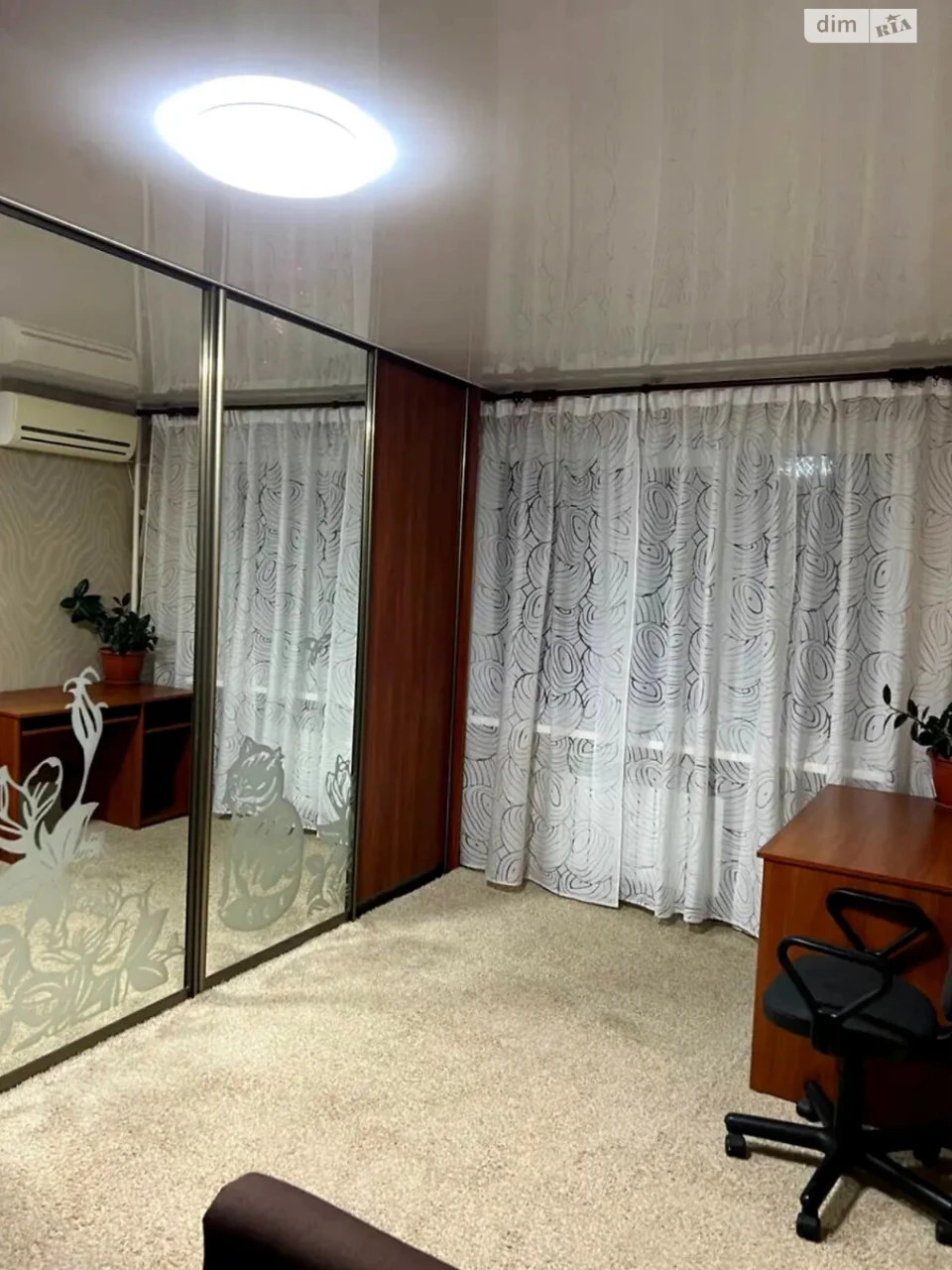 Long-Term Rental Apartment Demіїvka