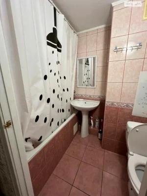 Long-Term Rental Apartment Demіїvka