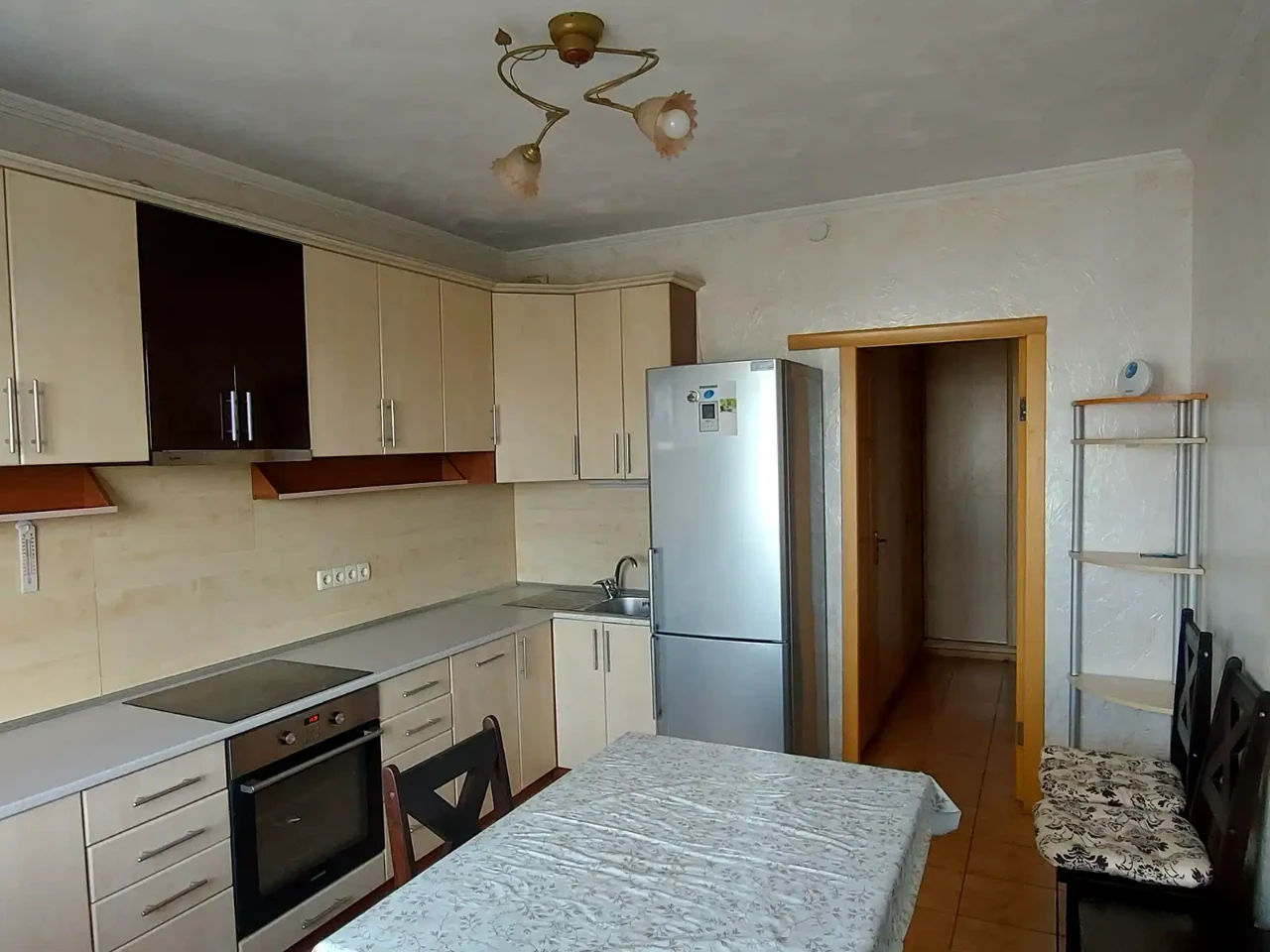 Rent 3-room apartment 84 sq m, 13/15 floor