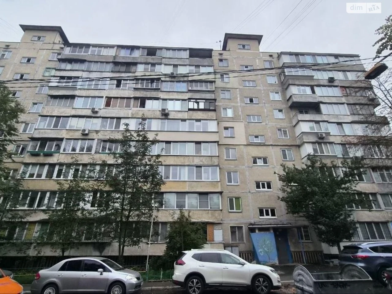 Long-Term Rental Apartment, Holosiiv