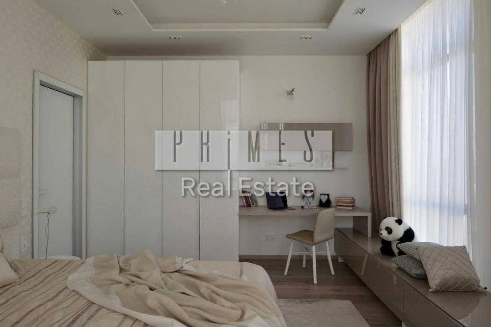 4-room apartment for sale, Park Avenue VIP residential complex, 33 Demiivska St.