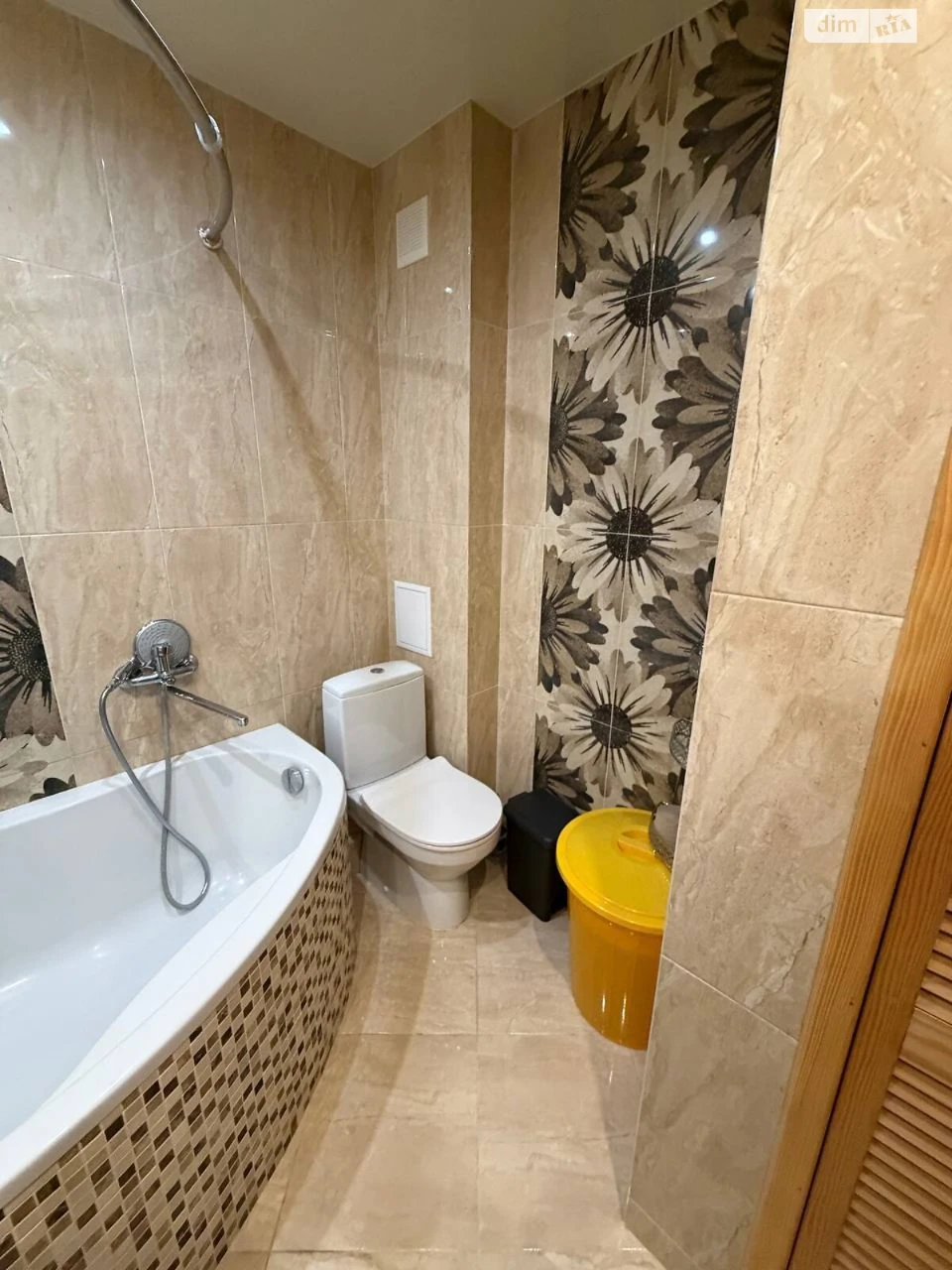 Long-Term Rental Apartment, Pereomya-1