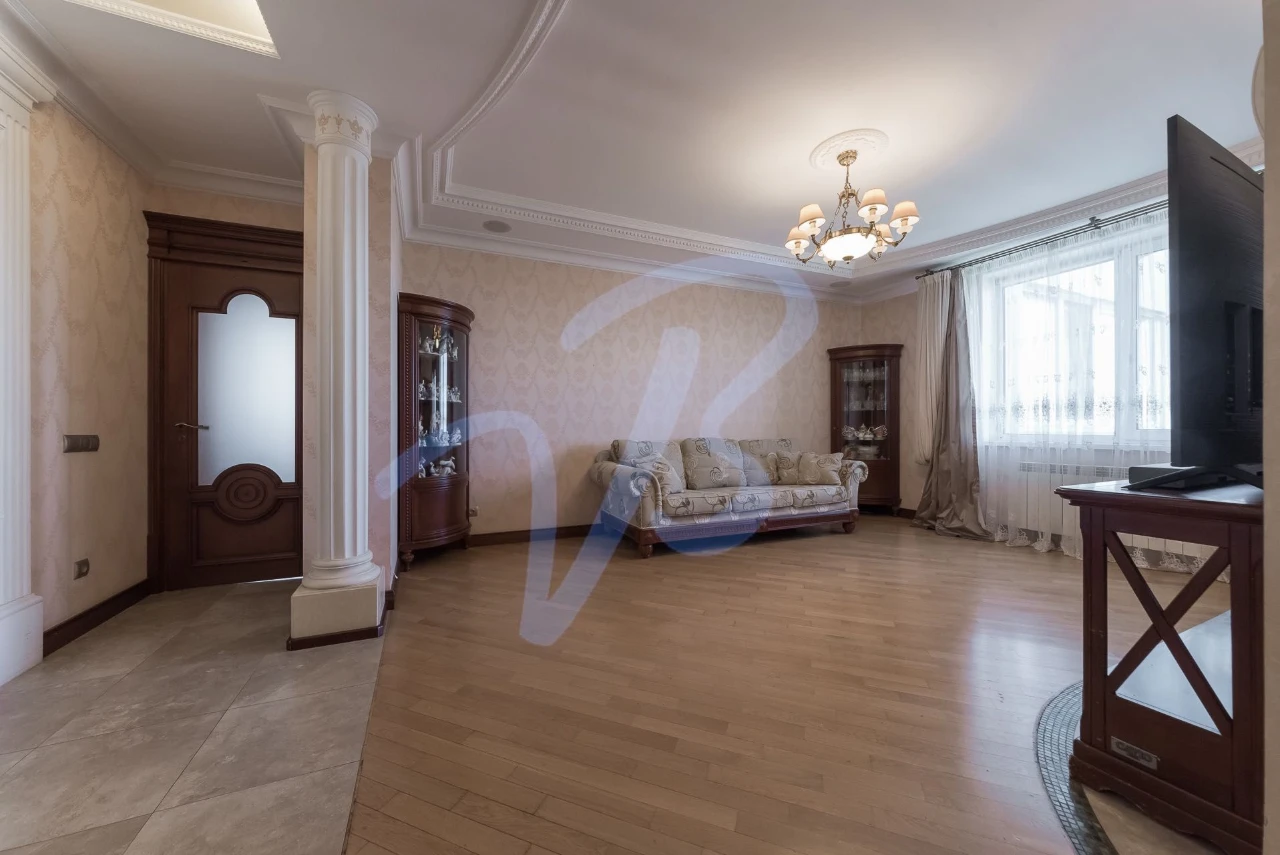 ТЕРМІНОВО! ТОРГ! 4 кім кв з якісним ремонтом м Сирець без %