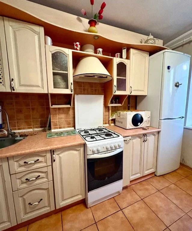 For Sale: 3-room apartment in a high-rise building on Kalinova Street - Obrazцова