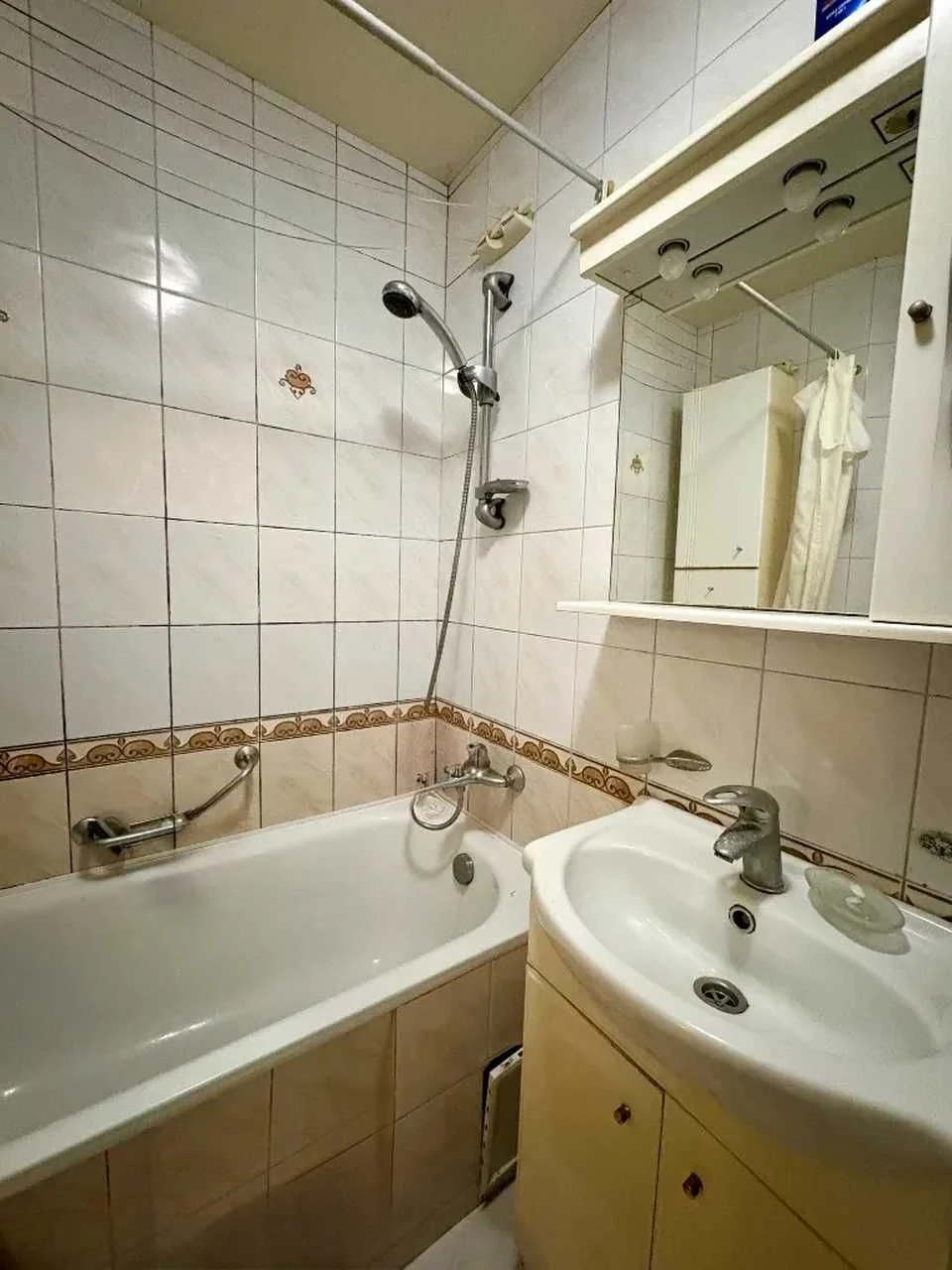 For Sale: 3-room apartment in a high-rise building on Kalinova Street - Obrazцова