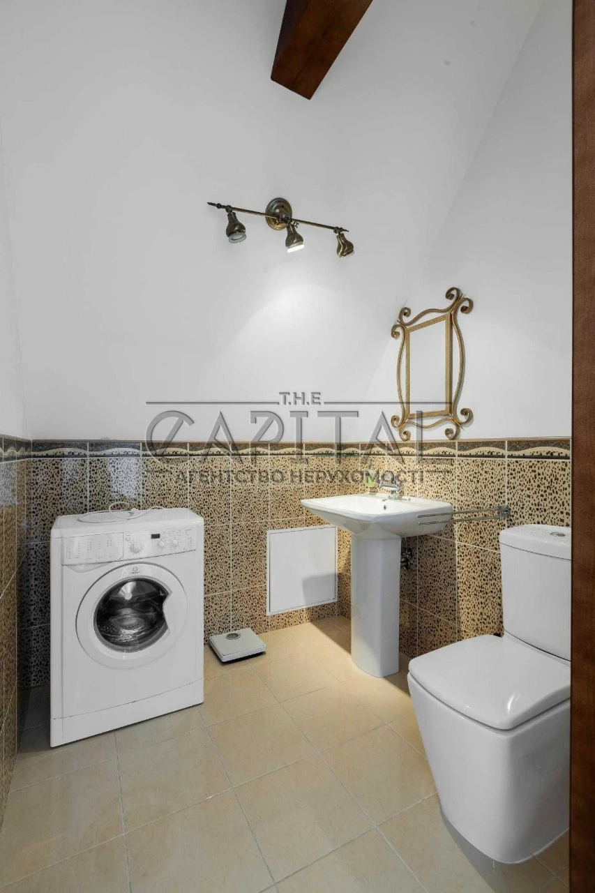 Sale of a house 400m2 Ulitska Street. Vyshyvansky District