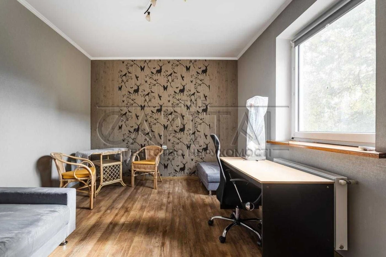 Продаж будинку 200 м² в Святошинському районі. Після ремонту