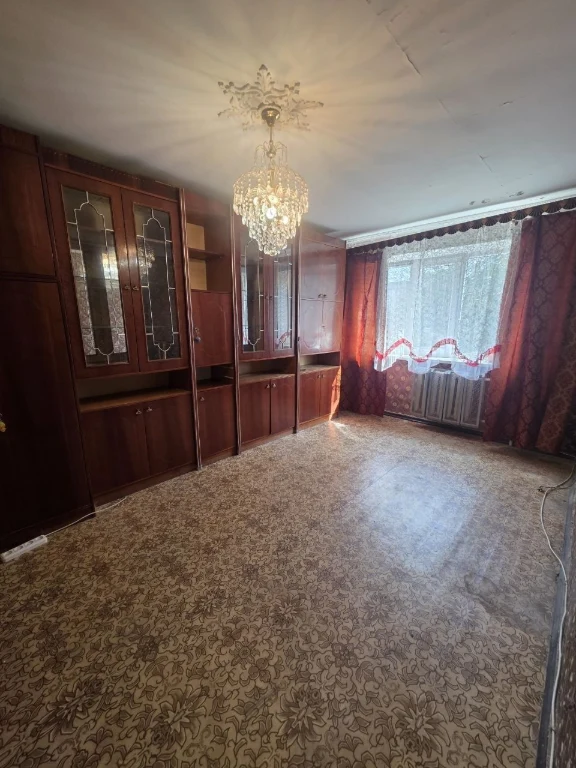 Продам 2 ком-кв Ицха- Карабина 3/5 -48кв