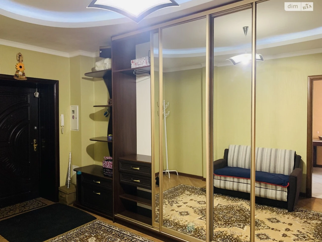Apartment for Sale - Podol