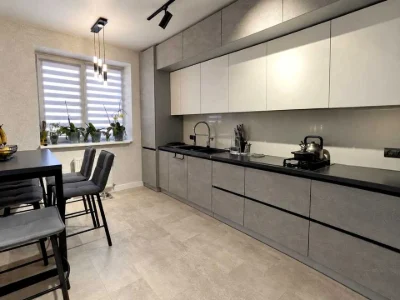 Apartment. Ivano-Frankivsk, Priozerna Street