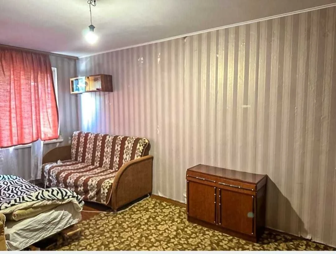Sale of a 1-room apartment on Vitruka Street