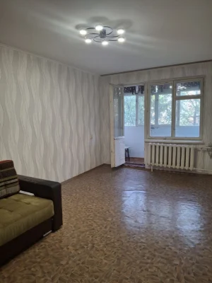 Sale of a 1-bedroom apartment in a residential building