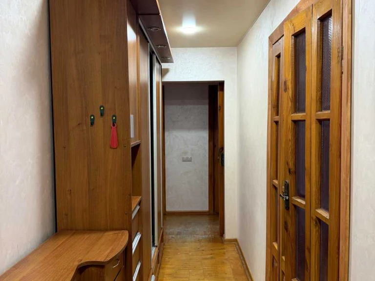 Apartment. Lutsk, Yevhen Konovalets Street
