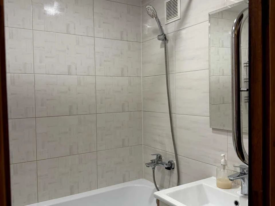 Apartment. Lutsk, Yevhen Konovalets Street