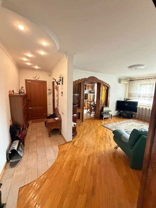 Apartment for sale 4 rooms EXCELLENT Naberezhnaya Pobeda Square Park