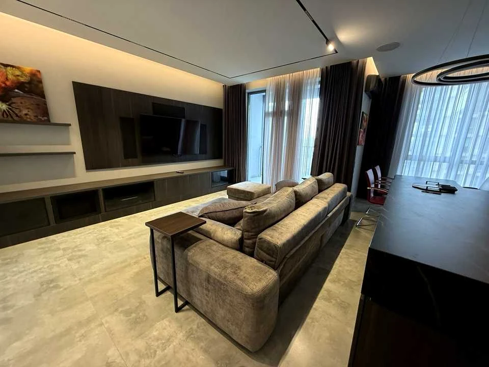 Apartment. Bulvarno-Kudryavska st.