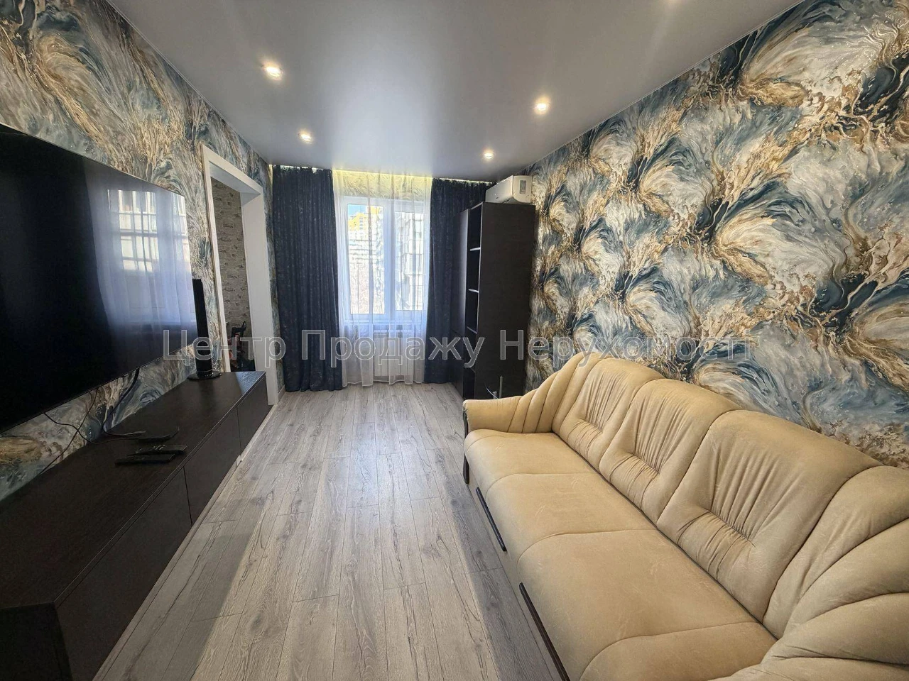 Sale of a 3-room apartment, 4/9 floors, 65 m² in Kyiv – Excellent location