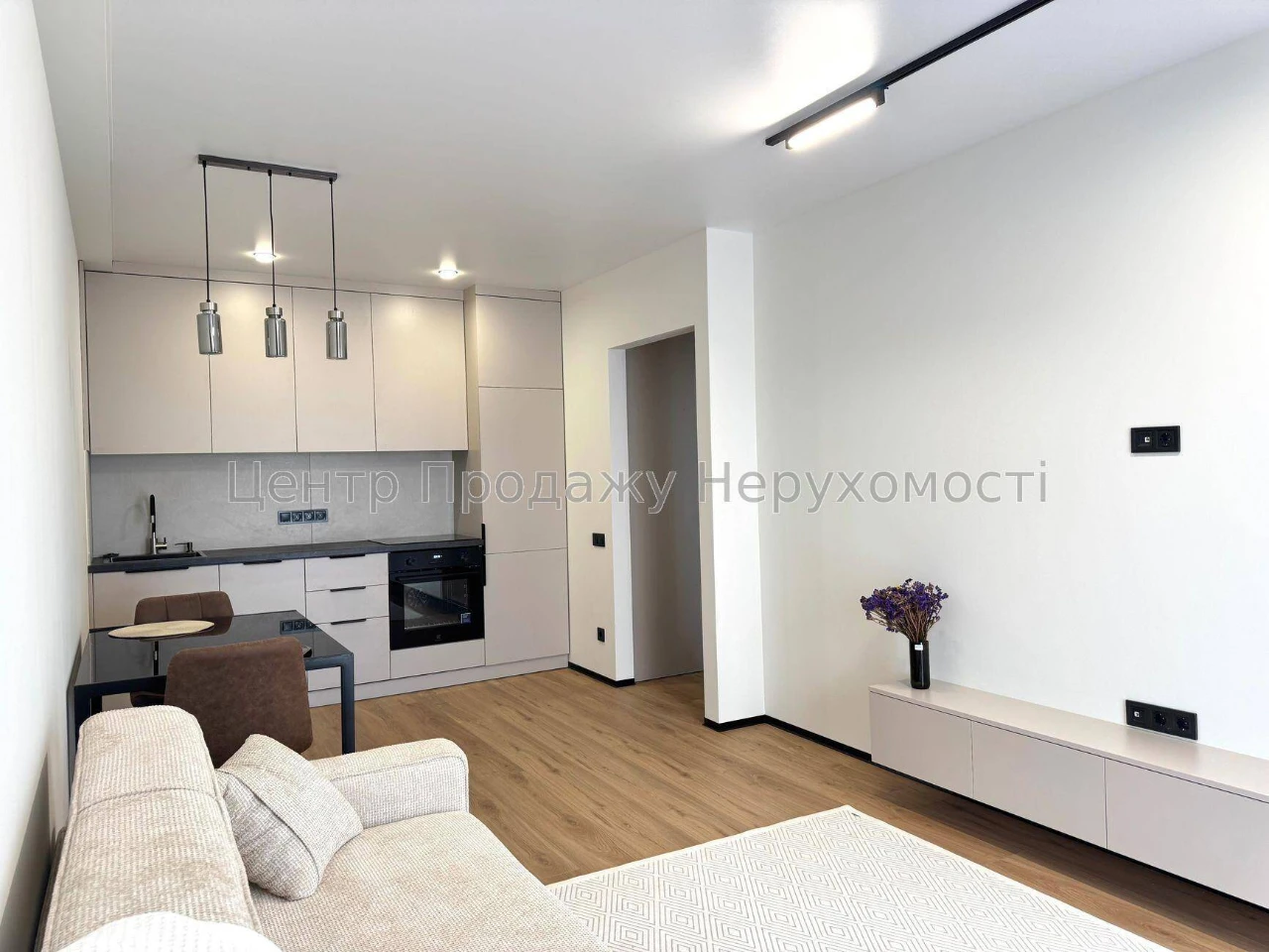 Sale of a 1-bedroom apartment, 41 m², 14/16 floor, New England residential complex, Kyiv.