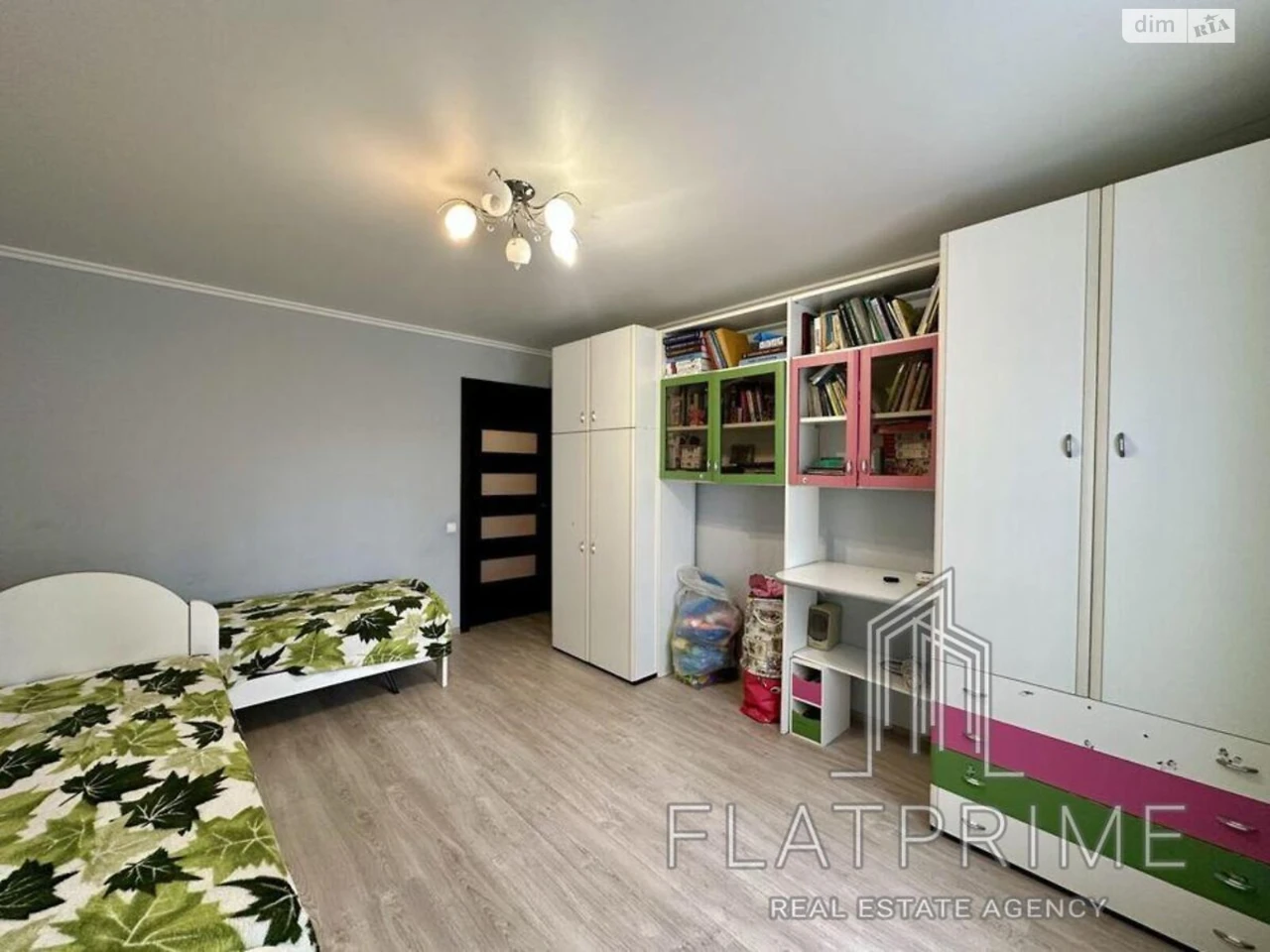 Продаж Квартири, Троєщина