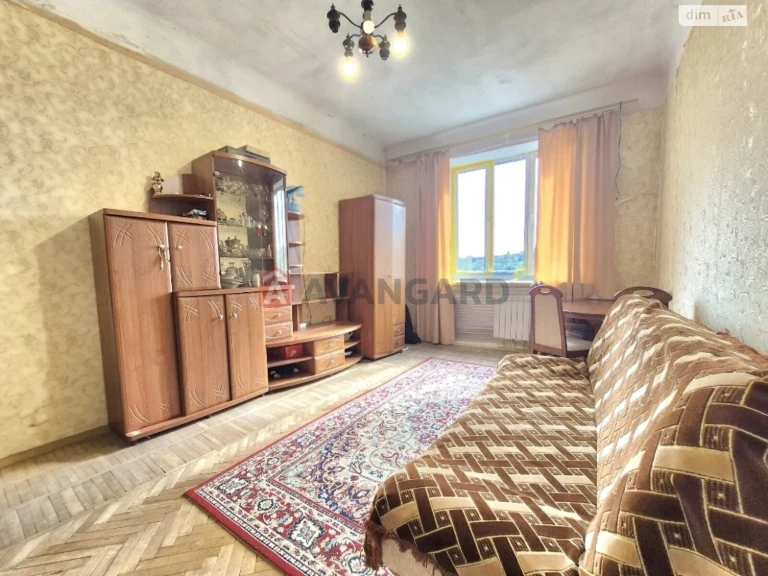 Sale: Apartment in Holosiiv