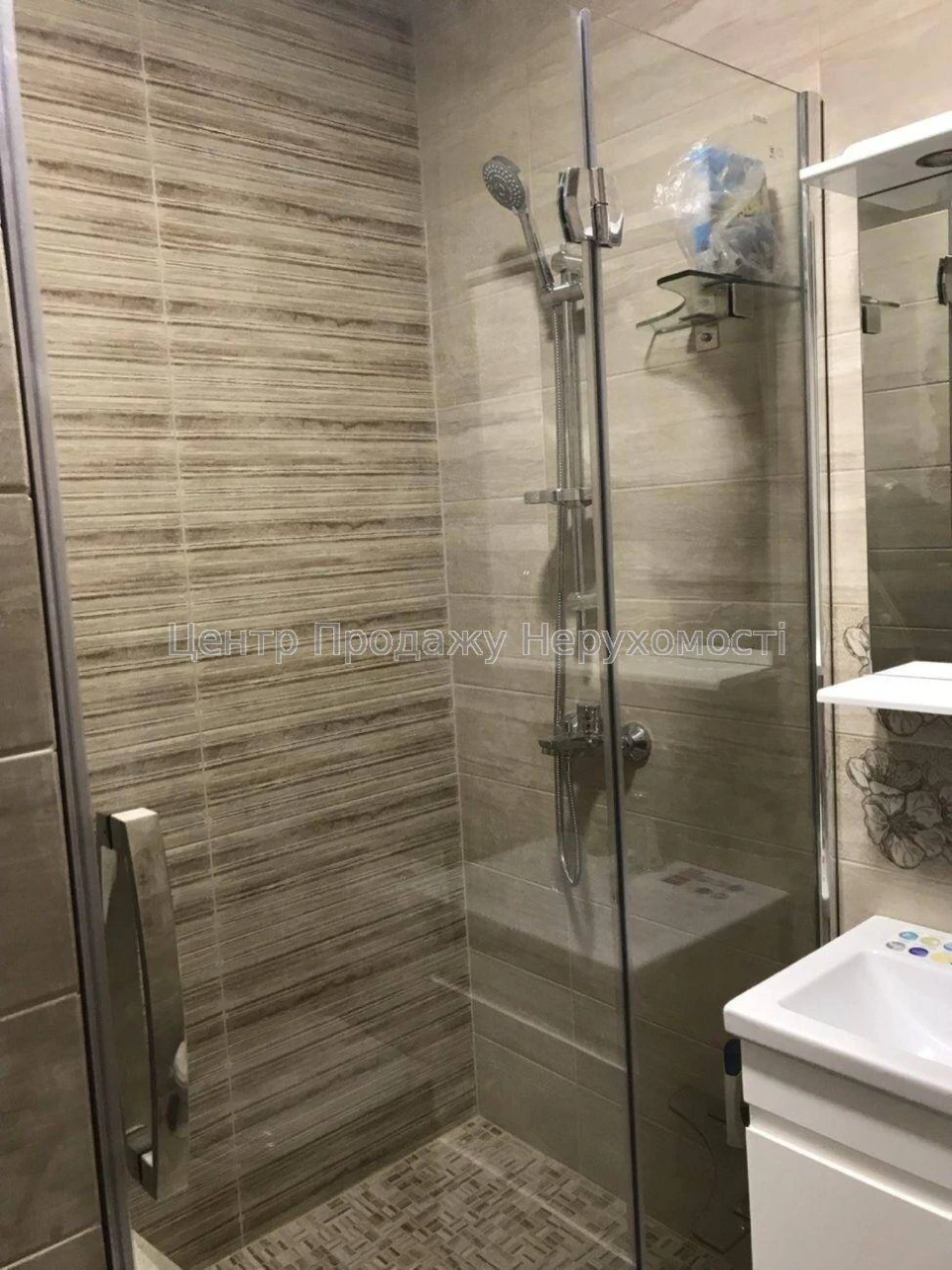 Sale of a 1-bedroom apartment, 40.6 m², 2/16, ЖК Кришталеві джерела