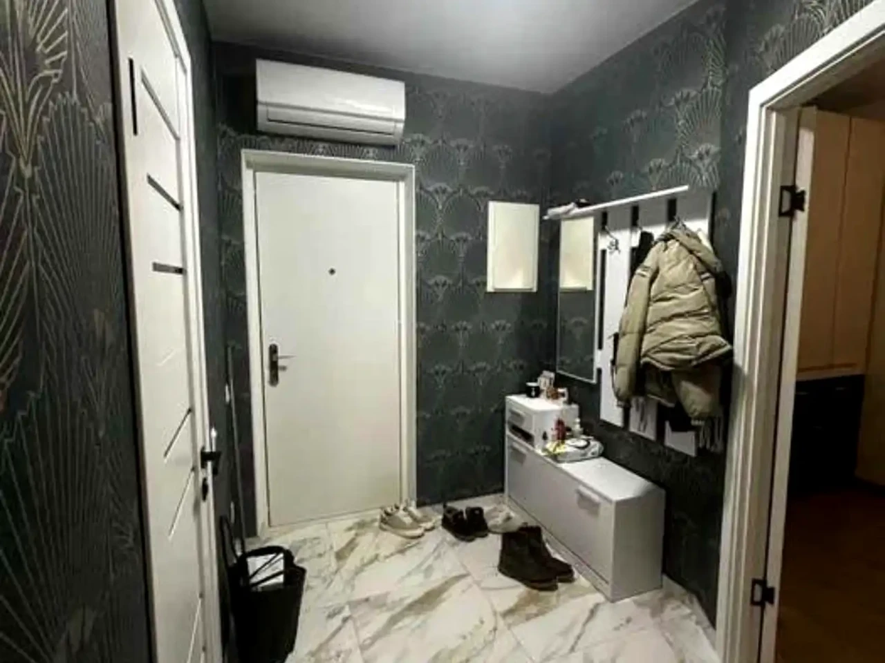 Оренда квартири 1-кімн. 33 м² 8/12 пов.