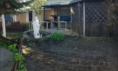 Three-story modern house in Tsar Village. 10 acres
