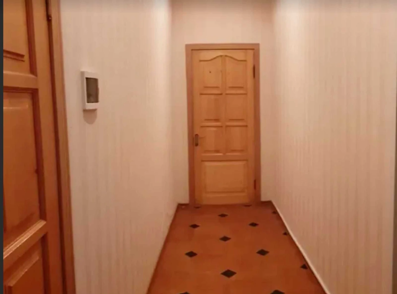 Three-story modern house in Tsar Village. 10 acres