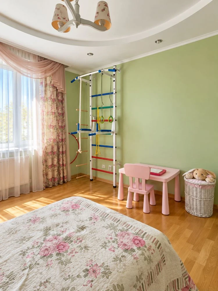 Sale of 4-room Apartment /Slovianska nabrezhna /River view /