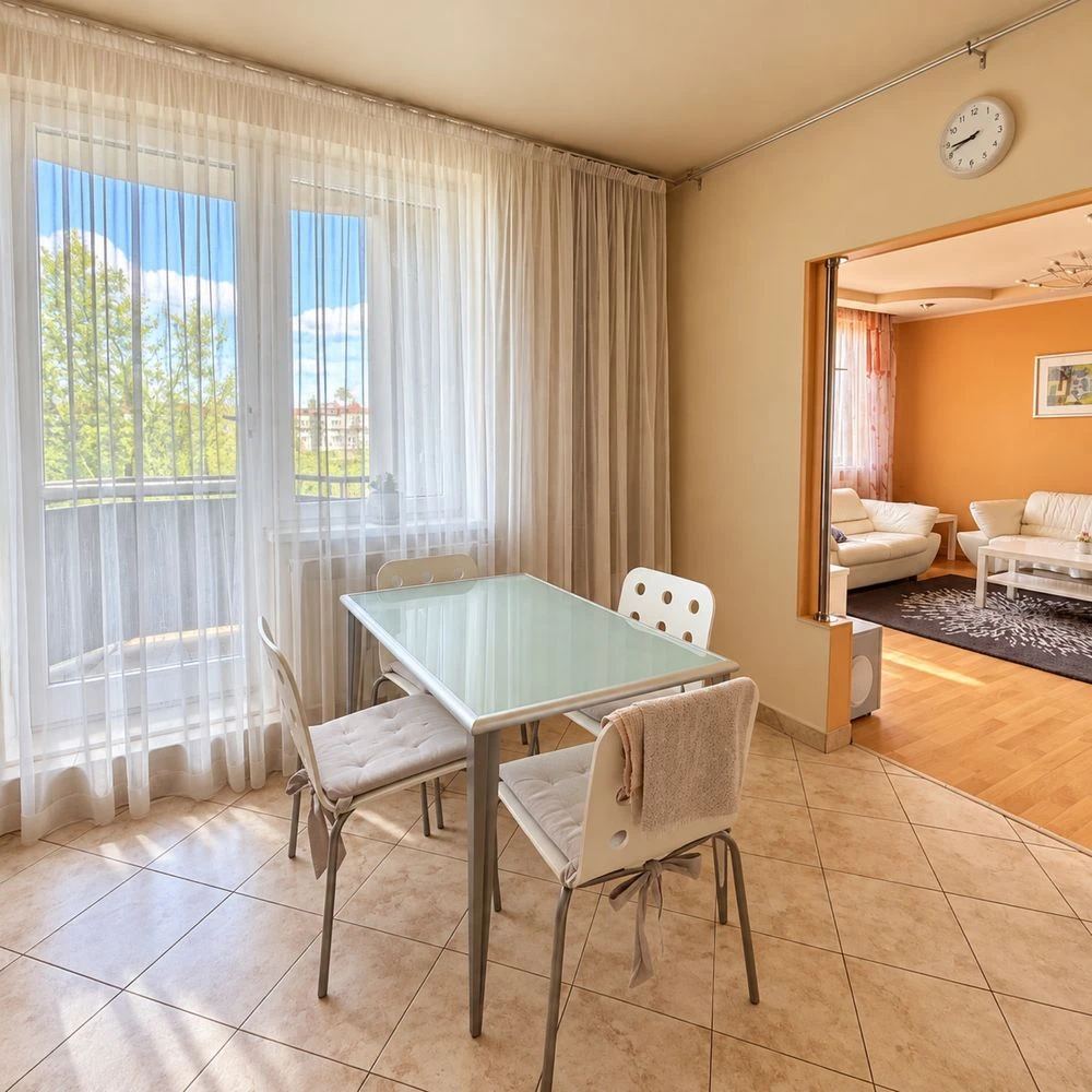 Sale of 4-room Apartment /Slovianska nabrezhna /River view /