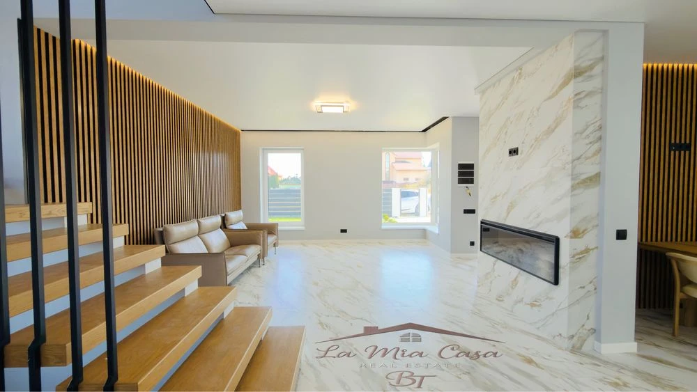 Sale of a VIP HI TECH style house with renovation