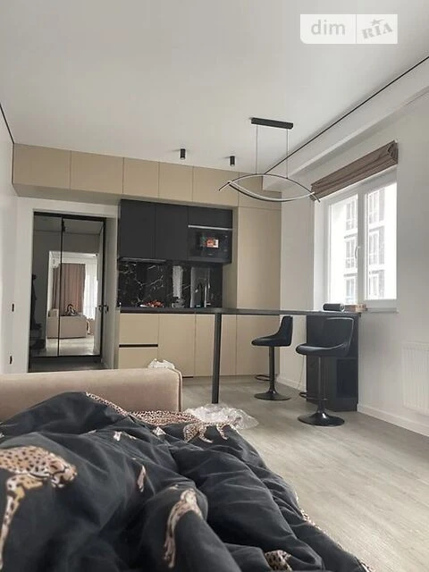 Sale of 1-room apartment 30 sq. m. on Mykhaylo Maksimovicha st. 24 •