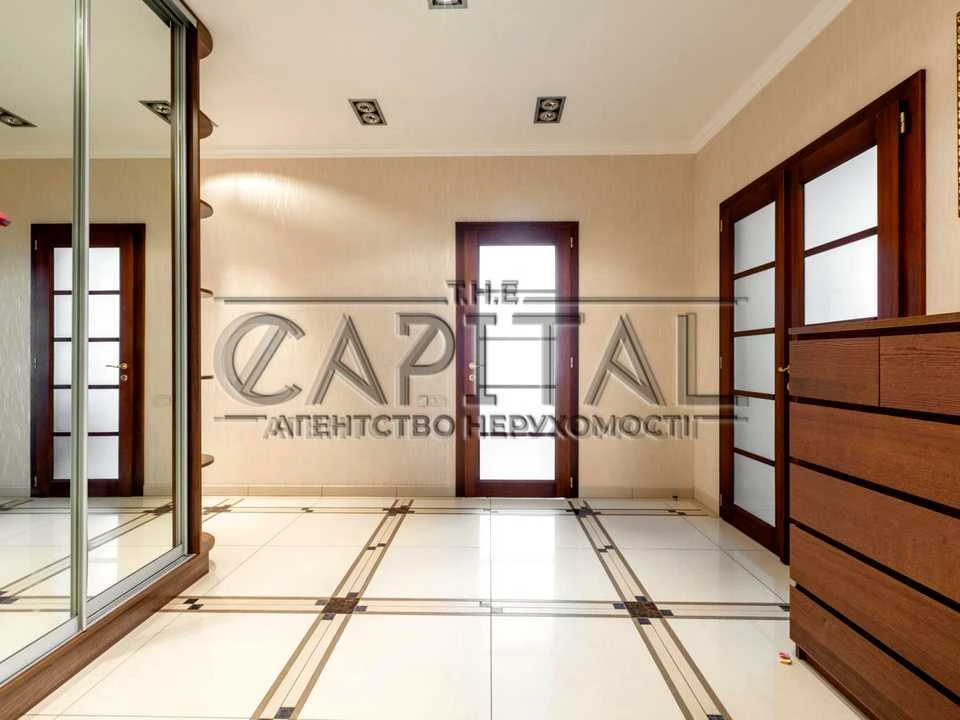 Apartment. Staronovodnitska St.