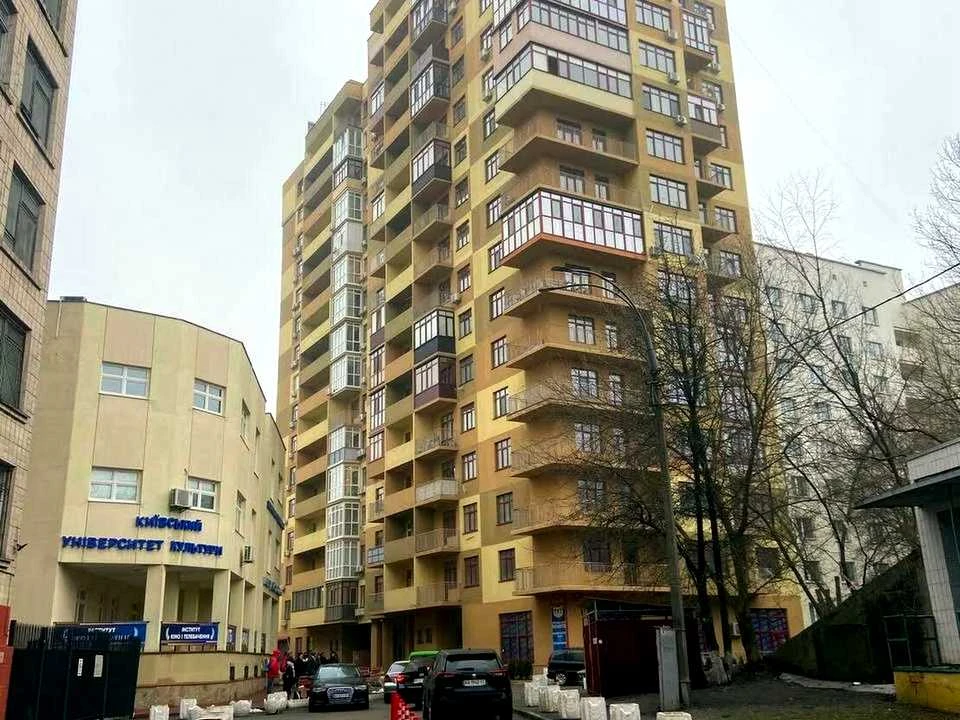 Квартира. Київ, Євгена Коновальця вул.