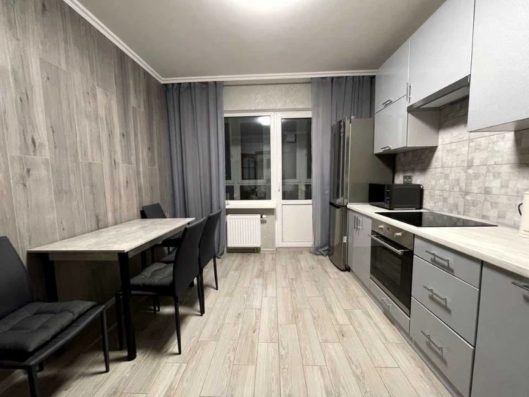 Apartment. Boris Hmyri st, Kyiv