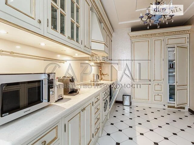 Sale of 3-room apartment 123 sq. m on General Shapovala Street 2 • I