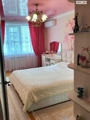 Продаж Квартира Дніпровський