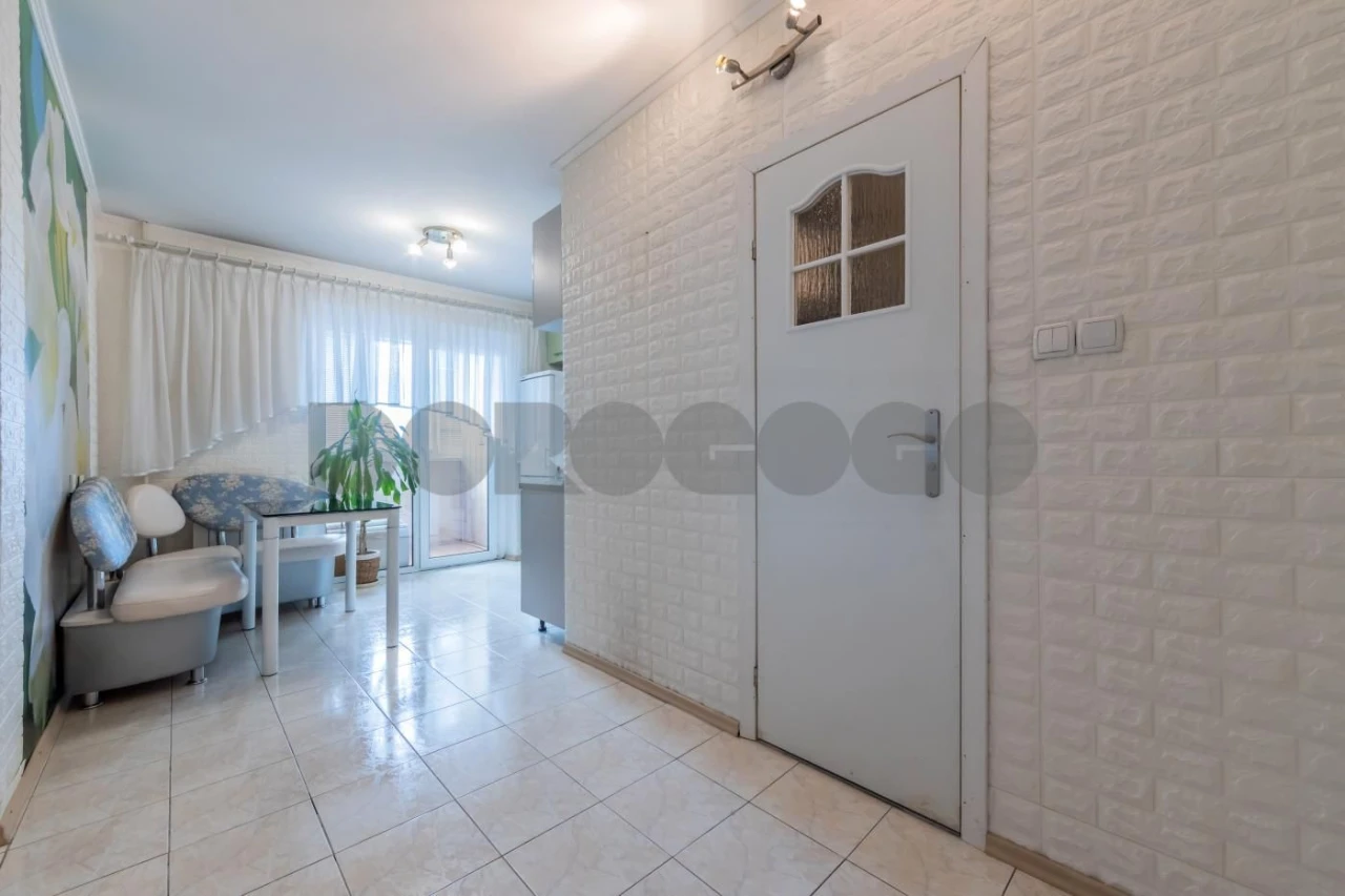 Продаж 2-кім. квартири 57 м2, вул. Чорнобильська, 20, Біличі,