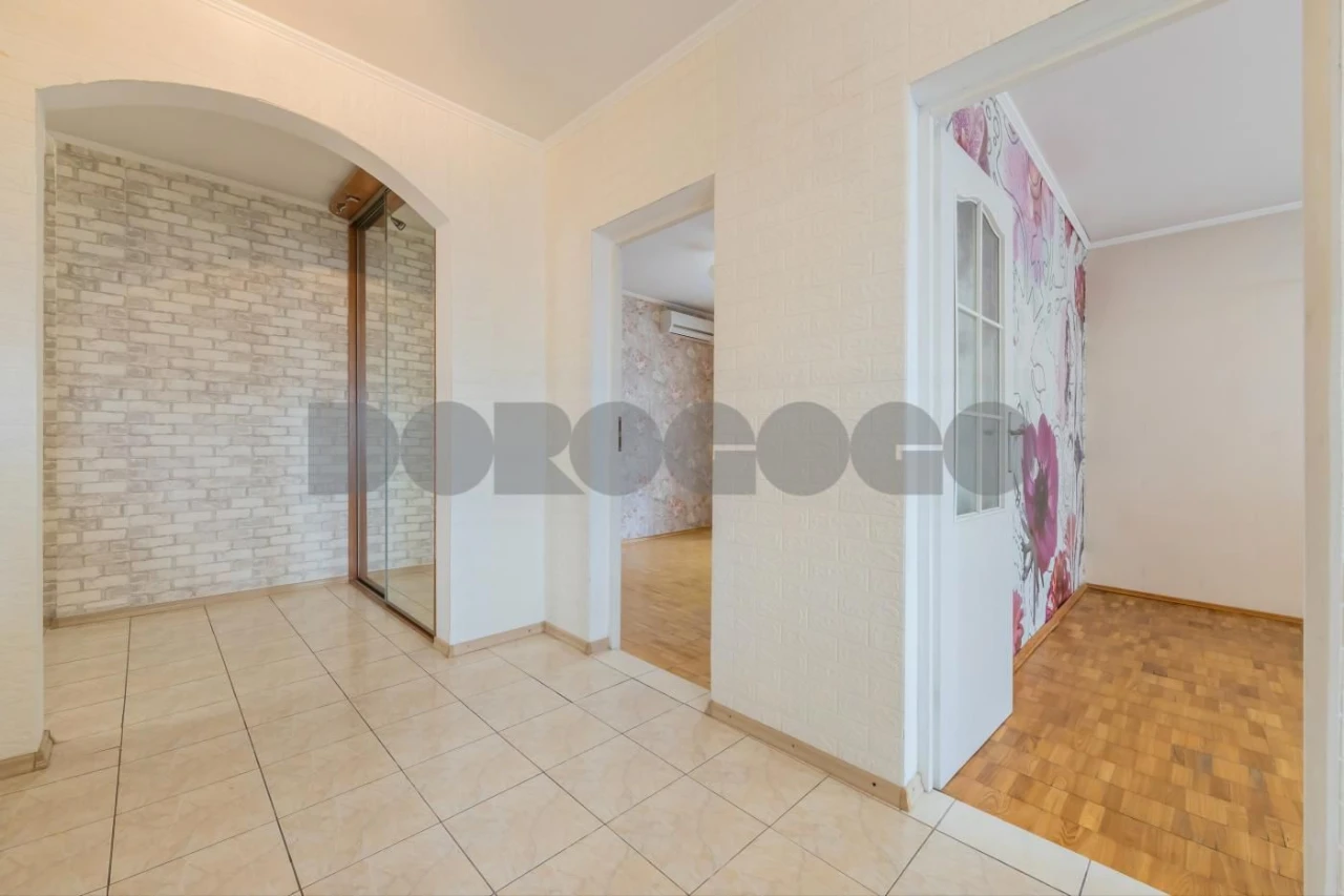 Продаж 2-кім. квартири 57 м2, вул. Чорнобильська, 20, Біличі,